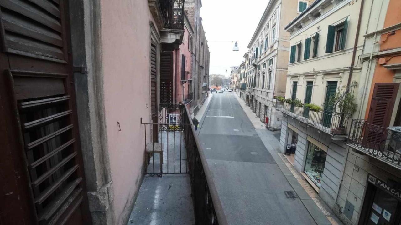 Destiny Home 2 Verona Piazza Isolo Buitenkant foto